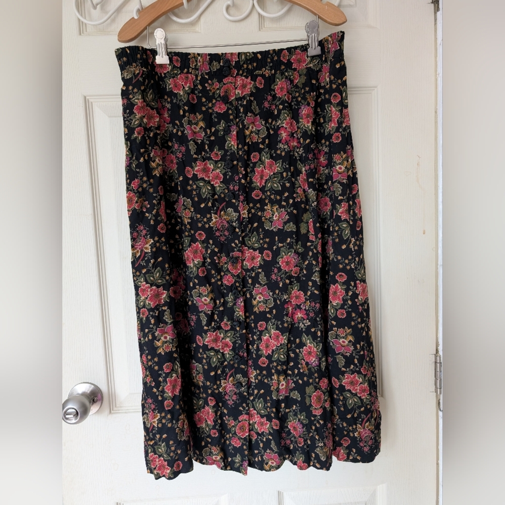 Vintage Floral Maxi Skirt in Black and Pink 14/16